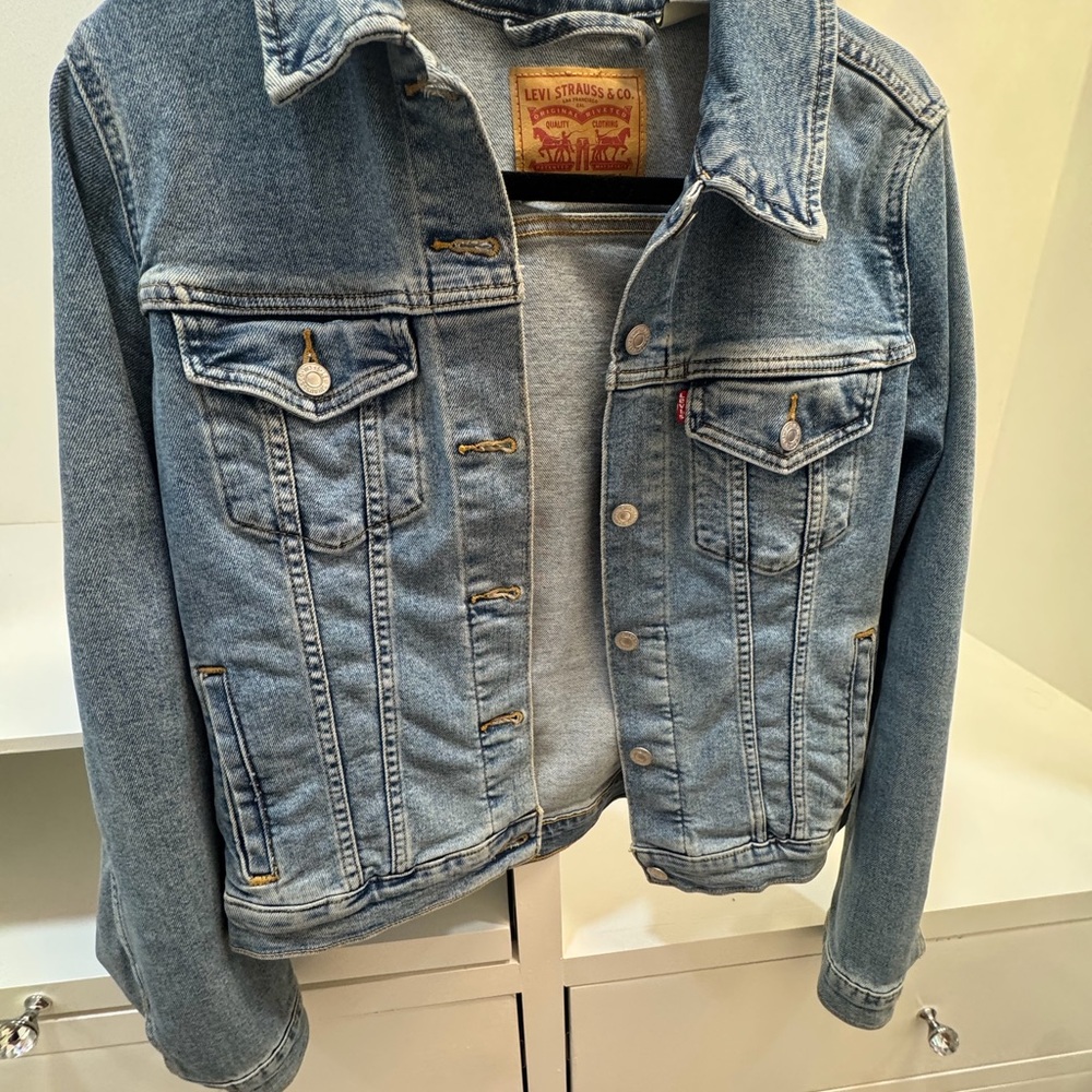 Levi's Classic Blue Denim Jacket - ORIGINAL TRUCKER JACKET